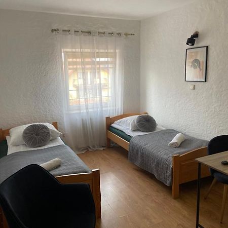 Zajazd Biesiada Tomaszów Lubelski Buitenkant foto